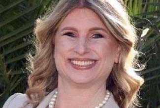 Julie Pazina