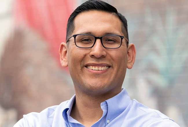 Tony Vargas