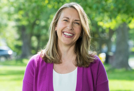 Hillary Scholten